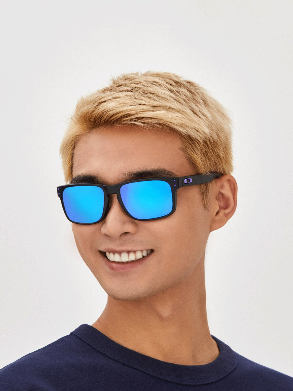 Oakley OO9102 Holbrook™