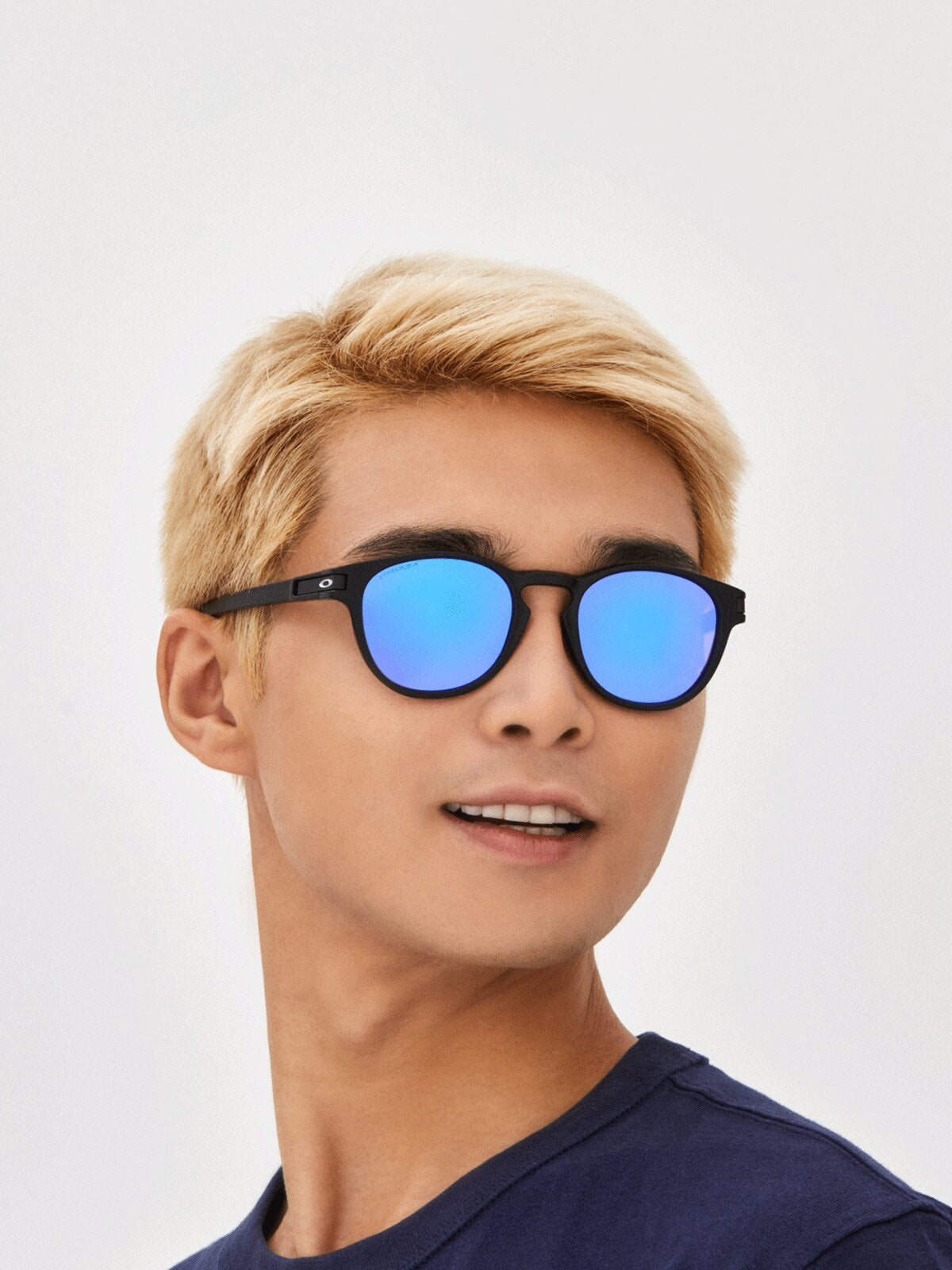 Oakley OO9265 Latch™