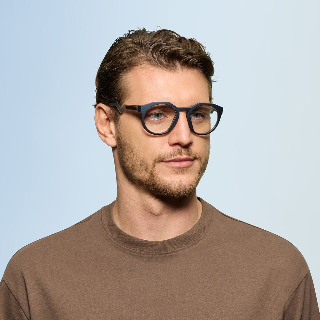 Oakley OX8139 HSTN Forge Collection